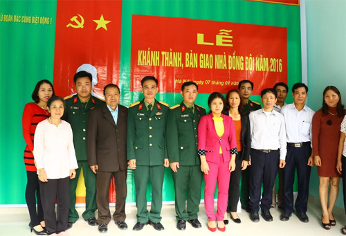 Lữ đoàn Đặc công Biệt động 1 tặng nhà đồng đội cho cán bộ, sĩ quan có hoàn cảnh khó khăn