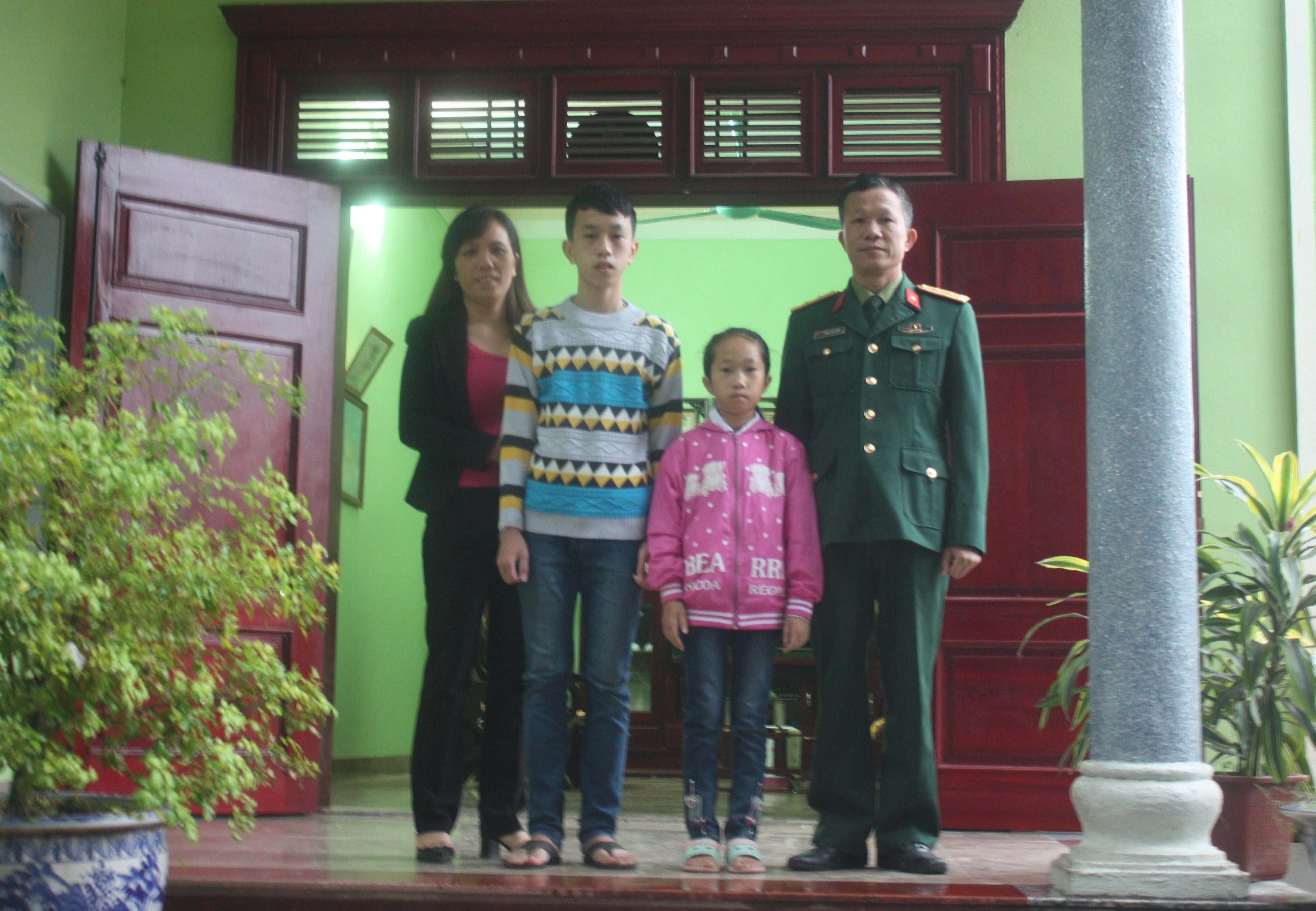 “Ở lại biên cương cùng em...”