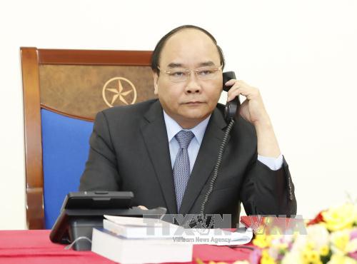Thủ tướng Chính phủ Nguyễn Xuân Phúc điện đàm với Quyền Tổng thống kiêm Thủ tướng Hàn Quốc Hwang Kyo Ahn
