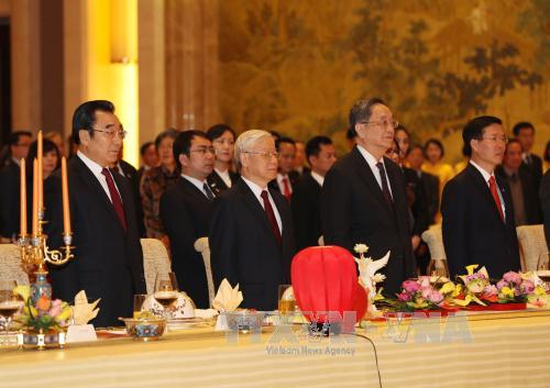 Tổng Bí thư Nguyễn Phú Trọng hội kiến với các đồng chí Ủy viên Thường vụ Bộ Chính trị Trung Quốc