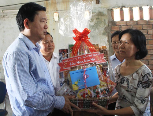 Ấm lòng gia đình chiến sĩ Trường Sa