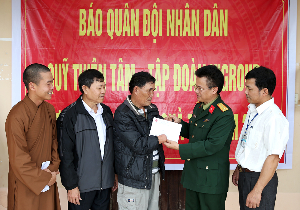 Ấm áp Xuân xứ Huế
