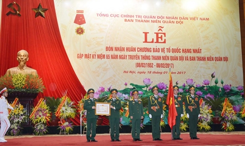 Ban Thanh niên Quân đội đón nhận Huân chương Bảo vệ Tổ quốc hạng Nhất