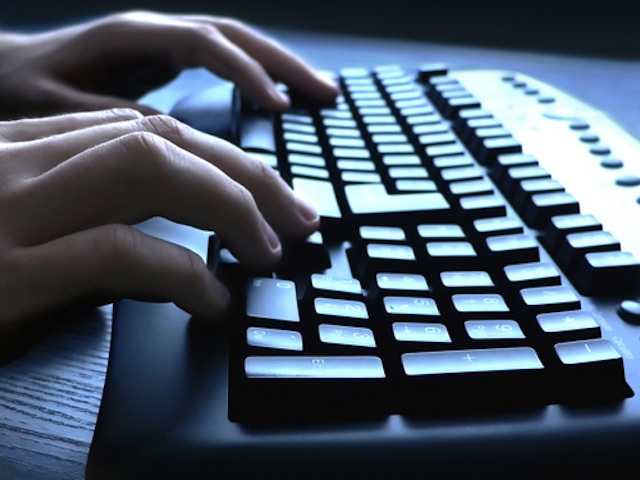 Cảnh giác với thủ đoạn “xào xáo thông tin”                                                                                           
