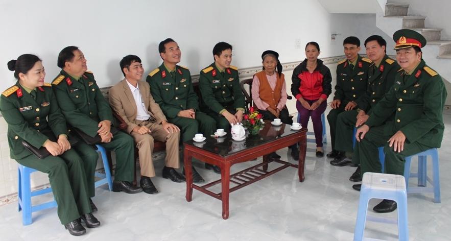 Xuân ấm trong ngôi nhà đồng đội