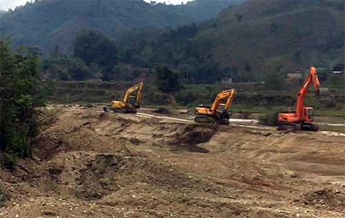 Thông tin từ đường dây nóng
