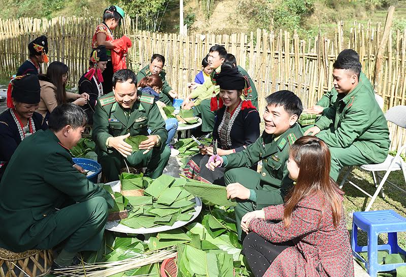 Xuân biên phòng - Ấm lòng dân biên cương