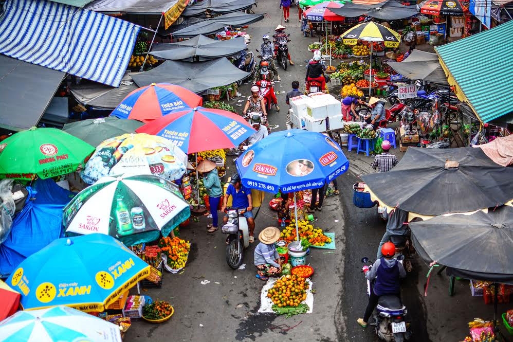 Nhộn nhịp chợ xuân