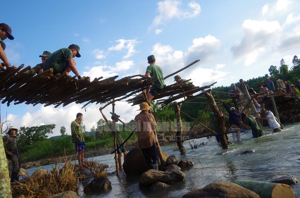 Nồng ấm tình xuân chiến sĩ
