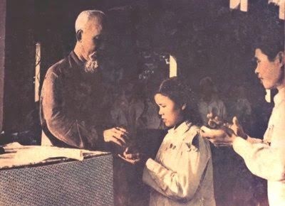 “Nữ Sơn Tinh” hai lần vinh dự nhận Huy hiệu Bác Hồ 