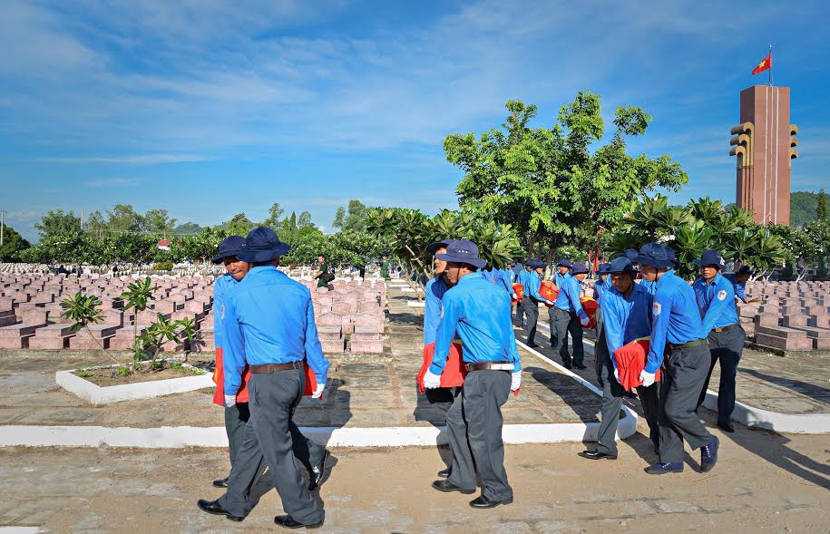 Đội K93 (Bộ CHQS tỉnh An Giang) quy tập 8 hài cốt liệt sĩ
