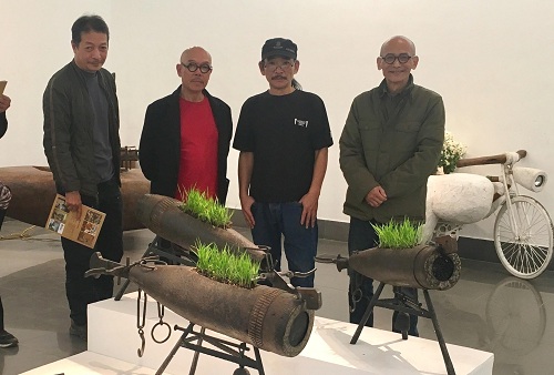 Họa sĩ đi dọc đất nước tìm… trâu