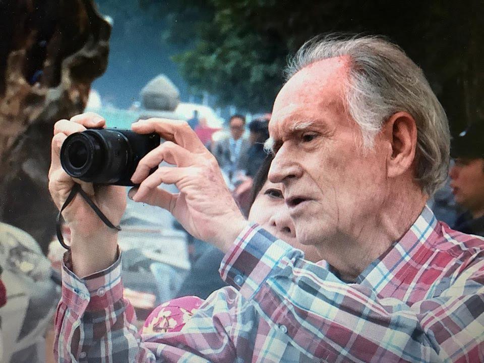 Nhà thơ Mỹ Thomas Ames: Việt Nam đã mang lại cảm xúc để tôi sáng tác thơ

