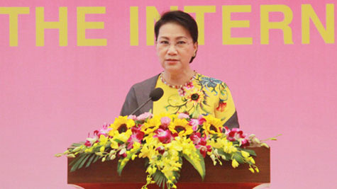 Lãnh đạo Quốc hội gặp mặt các nữ Đại sứ, Trưởng cơ quan đại diện các tổ chức quốc tế tại Việt Nam 
