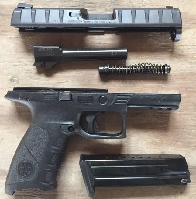 Thị trường Mỹ sắp có súng ngắn làm từ nhựa tổng hợp
