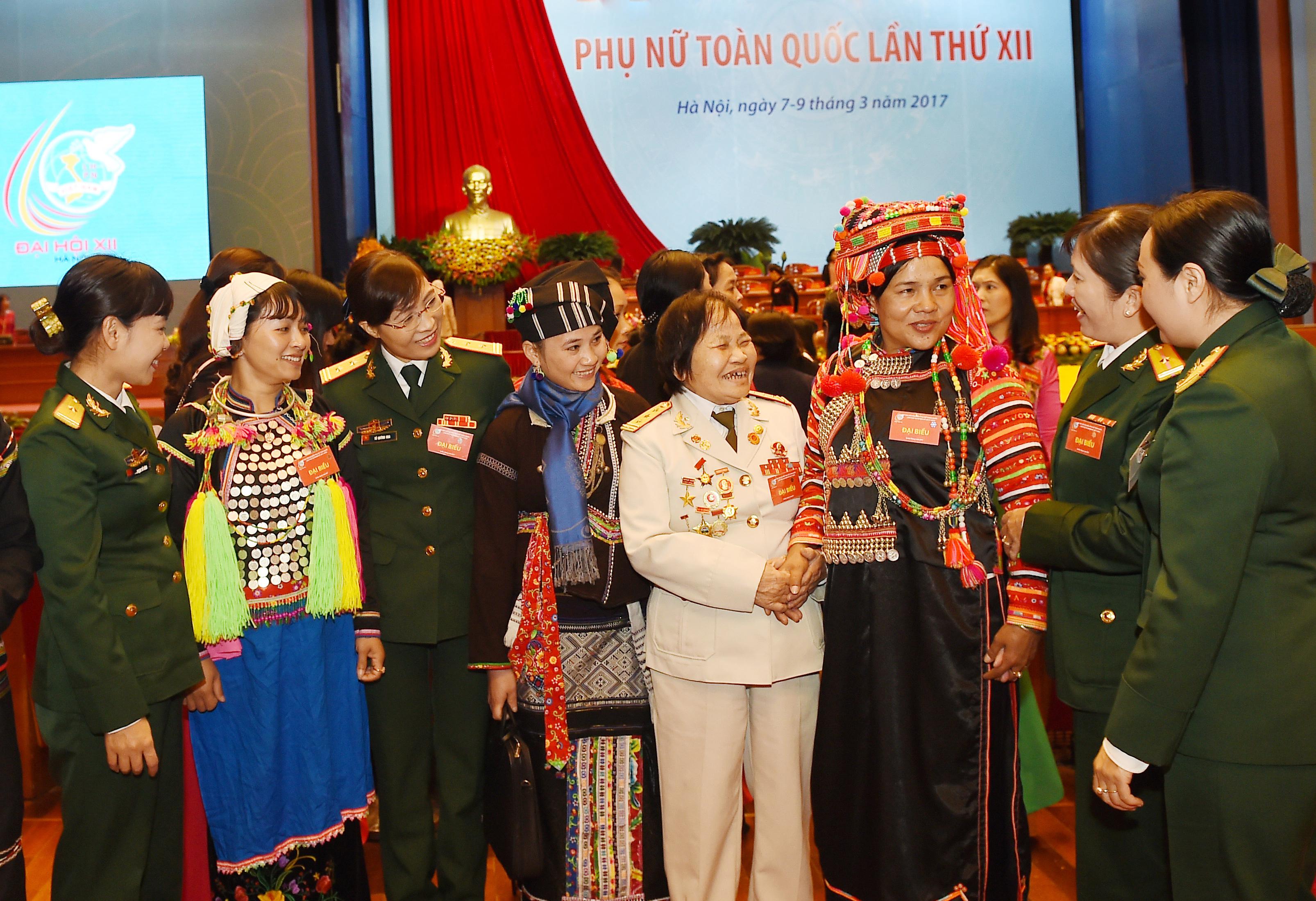 Phát huy vai trò của Phụ nữ Việt Nam, thực hiện thắng lợi nhiệm vụ bảo vệ Tổ quốc trong tình hình mới