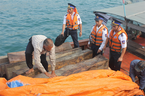Quyết liệt hơn trong chống buôn lậu, gian lận thương mại