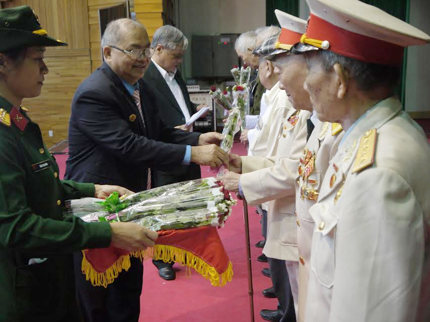 Gặp mặt kỷ niệm 70 năm Ngày truyền thống Cục Chính trị Quân khu 5
