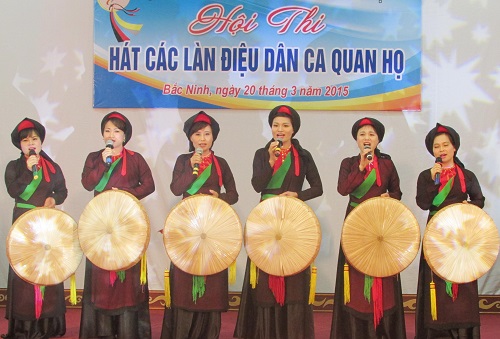  “Sắc hoa” ở Khoa Văn hóa, Ngoại ngữ