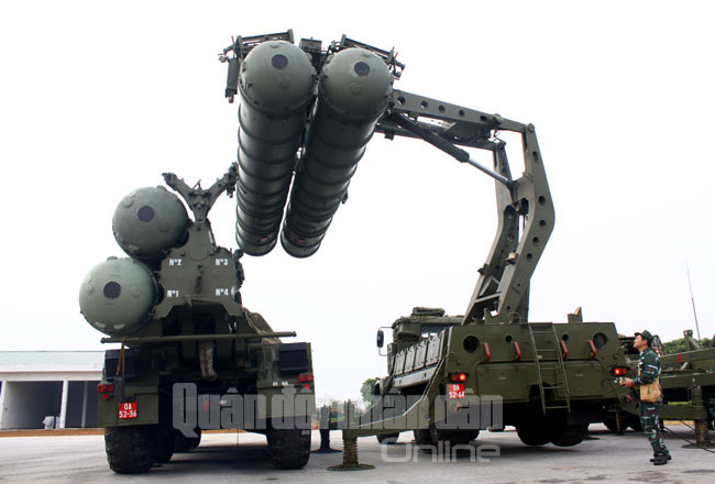 “Ong thợ” chăm “Rồng lửa”