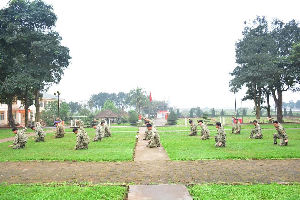 Chiến đấu viên Tiểu đoàn Đặc công 31 luyện tập võ thuật.