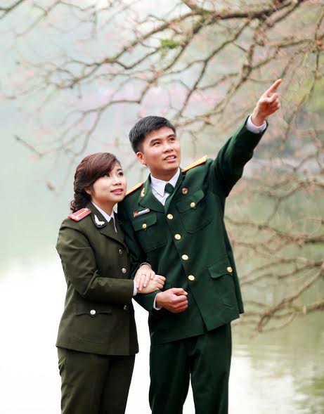 Chiếc đồng hồ là... bóng hình em