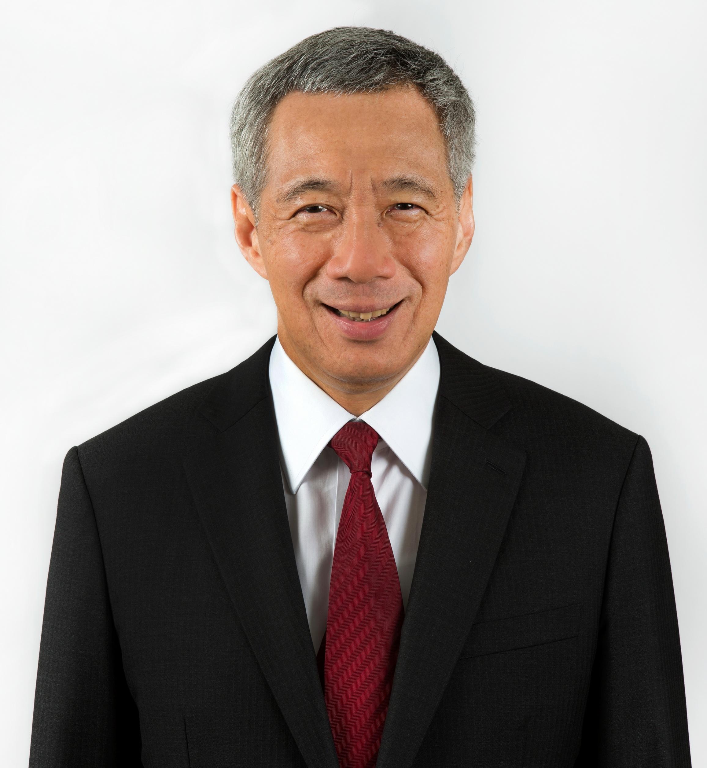 Thủ tướng Xin-ga-po và Phu nhân bắt đầu thăm chính thức Việt Nam