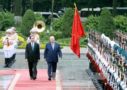 Lãnh đạo nước ta đón tiếp, hội đàm với Tổng thống I-xra-en