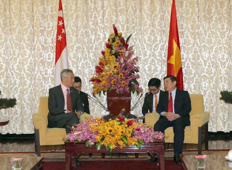 Thủ tướng Xin-ga-po Lý Hiển Long thăm TP Hồ Chí Minh
