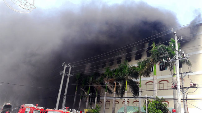 Cháy lớn tại Khu công nghiệp Trà Nóc, Cần Thơ 