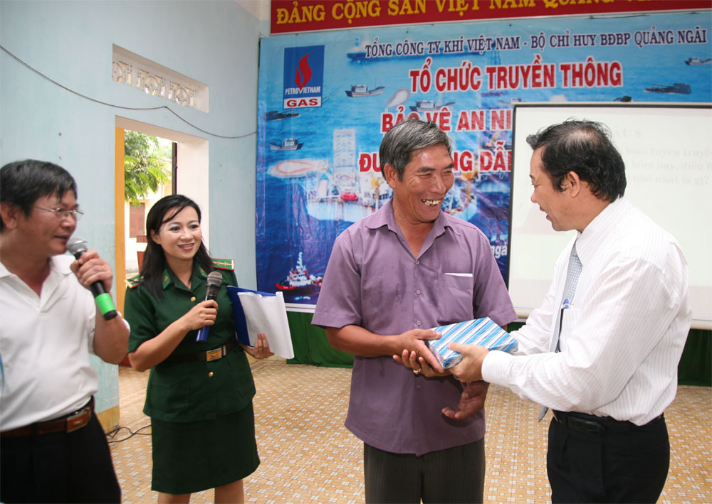 Coi trọng công tác bảo vệ an ninh an toàn các công trình khí
