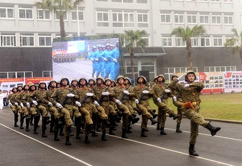 Tạo chuyển biến vững chắc về xây dựng chính quy, chấp hành kỷ luật, pháp luật của bộ đội