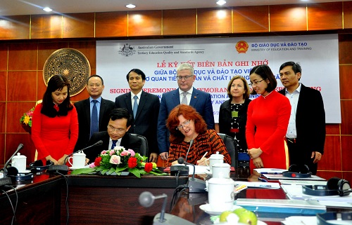 Xây dựng bộ tiêu chí chuẩn để bảo đảm chất lượng