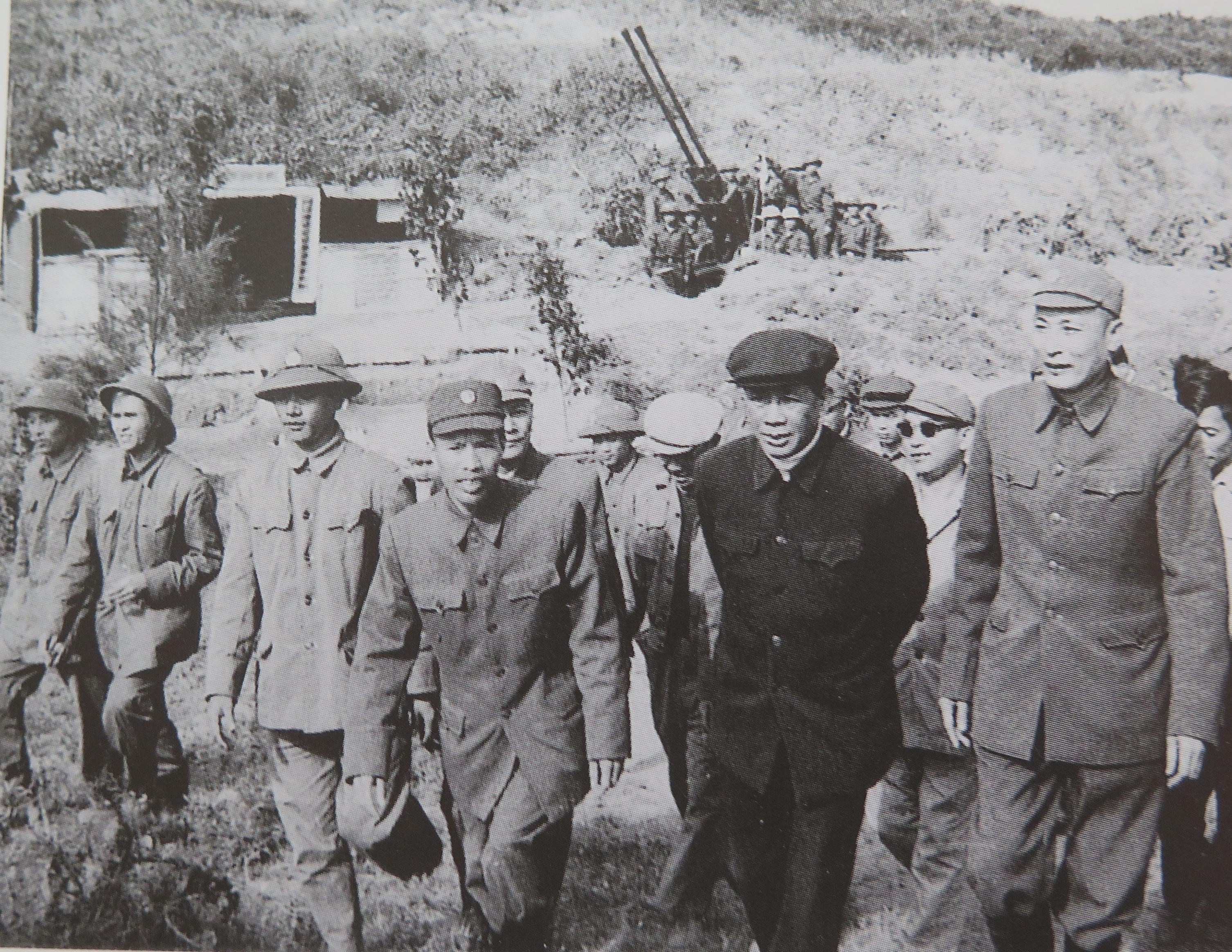 Nắm vững thời cơ chiến lược, kết thúc thắng lợi chiến tranh giải phóng (*)
