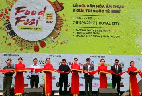 Khai mạc Lễ hội văn hoá ẩm thực và giải trí quốc tế Food Fest 2017