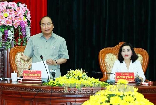 Thủ tướng Nguyễn Xuân Phúc: Đưa du lịch thực sự trở thành động lực phát triển của Ninh Bình