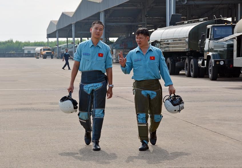 Trao đổi, rút kinh nghiệm nhanh sau khi hoàn thành nhiệm vụ