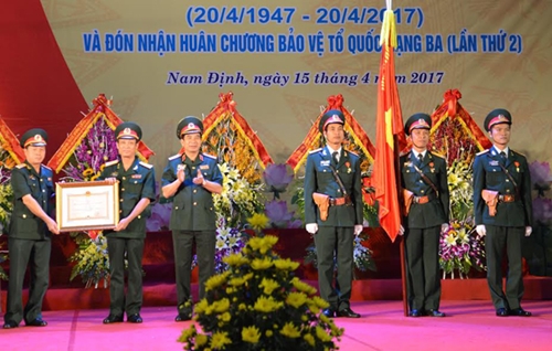LLVT tỉnh Nam Định kỷ niệm 70 năm ngày truyền thống và đón nhận huân chương Bảo vệ Tổ quốc hạng ba
