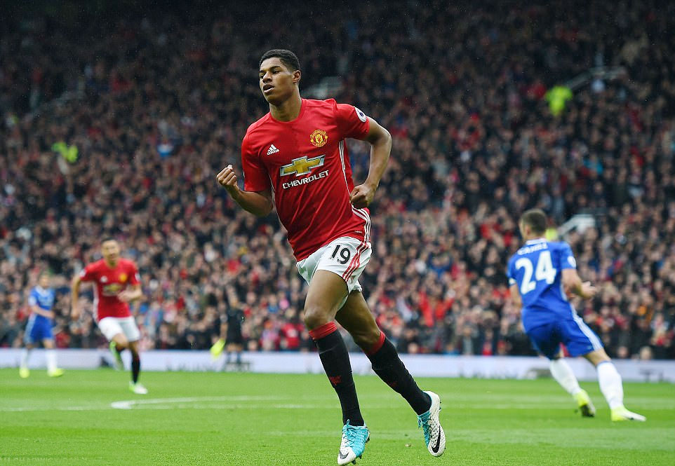 MU đánh bại Chelsea khiến cuộc đua ngôi vương trở nên kịch tính