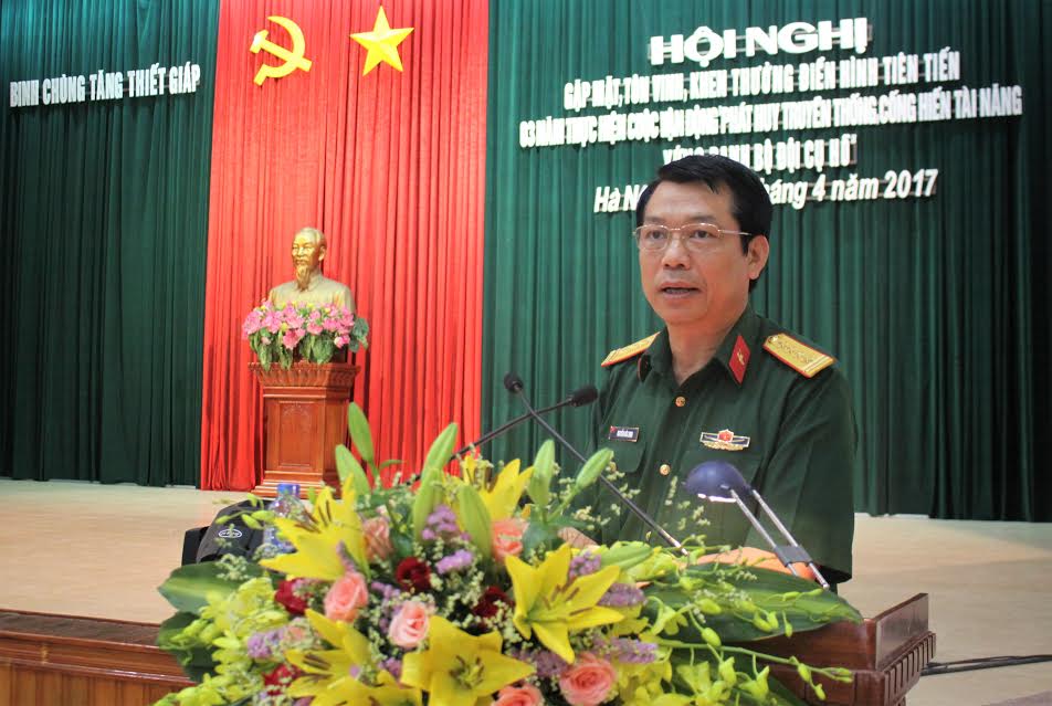 Bộ tư lệnh Binh chủng Tăng Thiết giáp tôn vinh điển hình tiên tiến