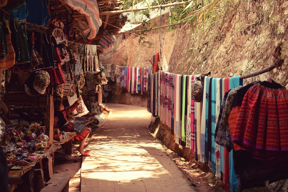 Những món quà lưu niệm thú vị.