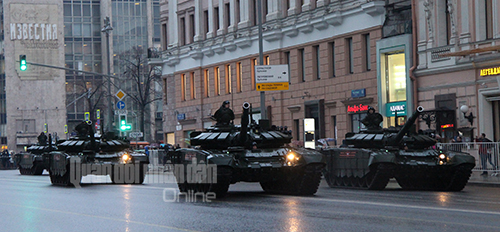 Nga diễn tập chuẩn bị cho lễ duyệt binh Ngày Chiến thắng tại Moscow