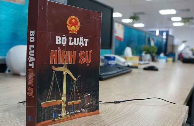 Về chữ “hoặc” quy định trong Bộ luật Hình sự năm 2015
