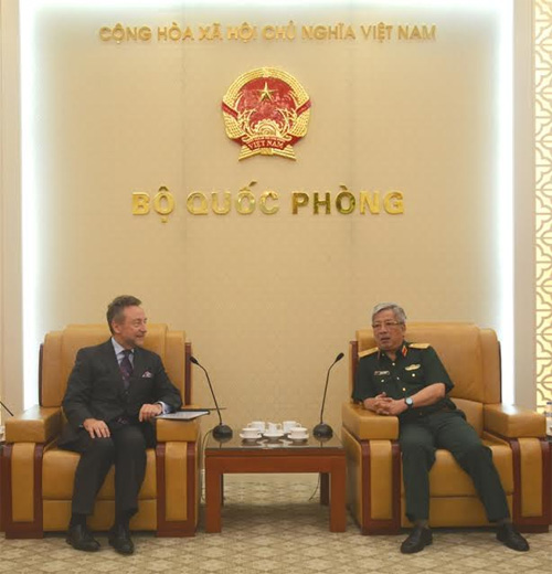 Việt Nam và Cộng hòa Séc tăng cường hợp tác quốc phòng