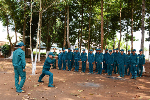 Tổ chức cho dân quân tự vệ hoạt động hiệu quả
