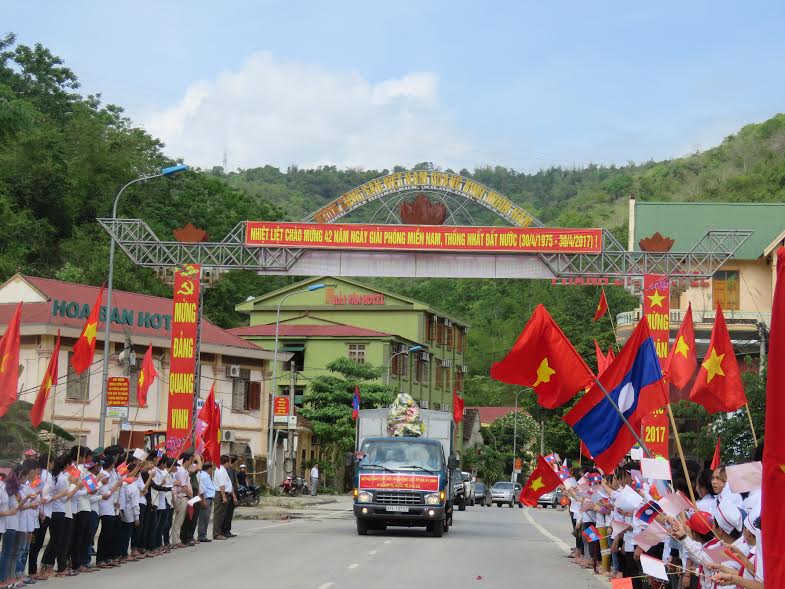Nghệ An: Đón 107 hài cốt liệt sĩ quân tình nguyện Việt Nam ở Lào về với đất mẹ

