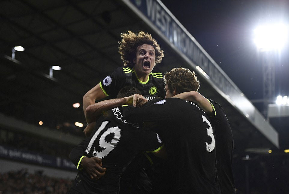 Chelsea lên ngôi vô địch Premier League trước 2 vòng đấu
