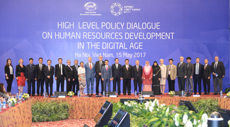 Khai mạc Đối thoại chính sách cao cấp về phát triển nguồn nhân lực trong kỷ nguyên số 