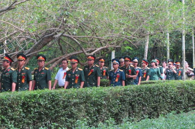 Thêm nỗ lực rèn đức, luyện tài
