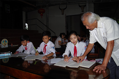 Lớp học của Đại tá Phan Chí Nhượng